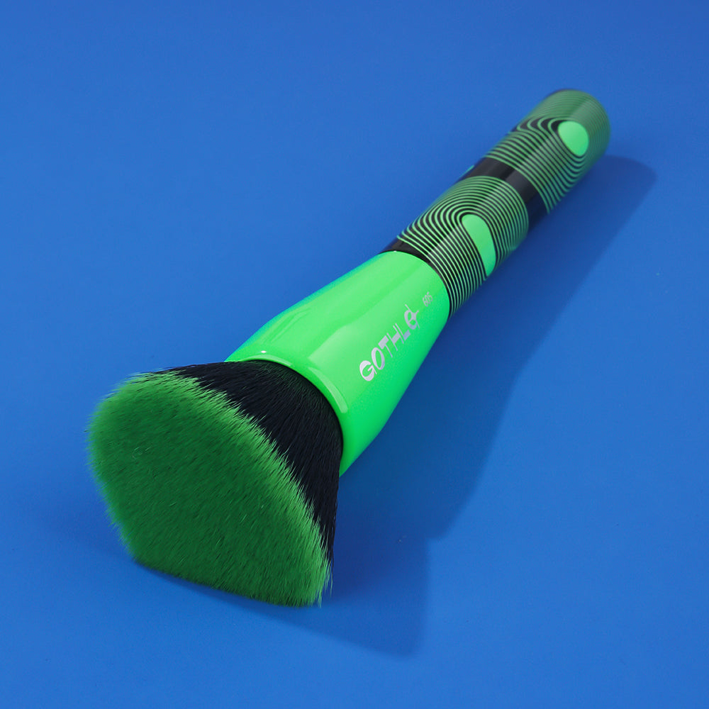 makeup brush powder